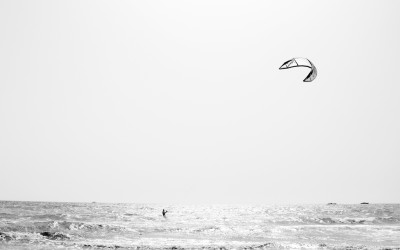 Kitesurfing